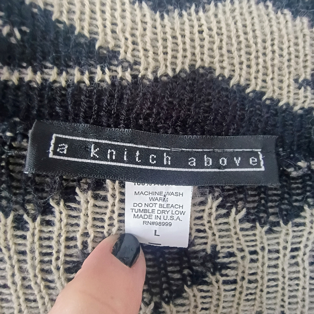 A Knitch Above Tribal Aztec Drape Cardigan Black Cream Boho Southwestern L - Picture 2 of 4